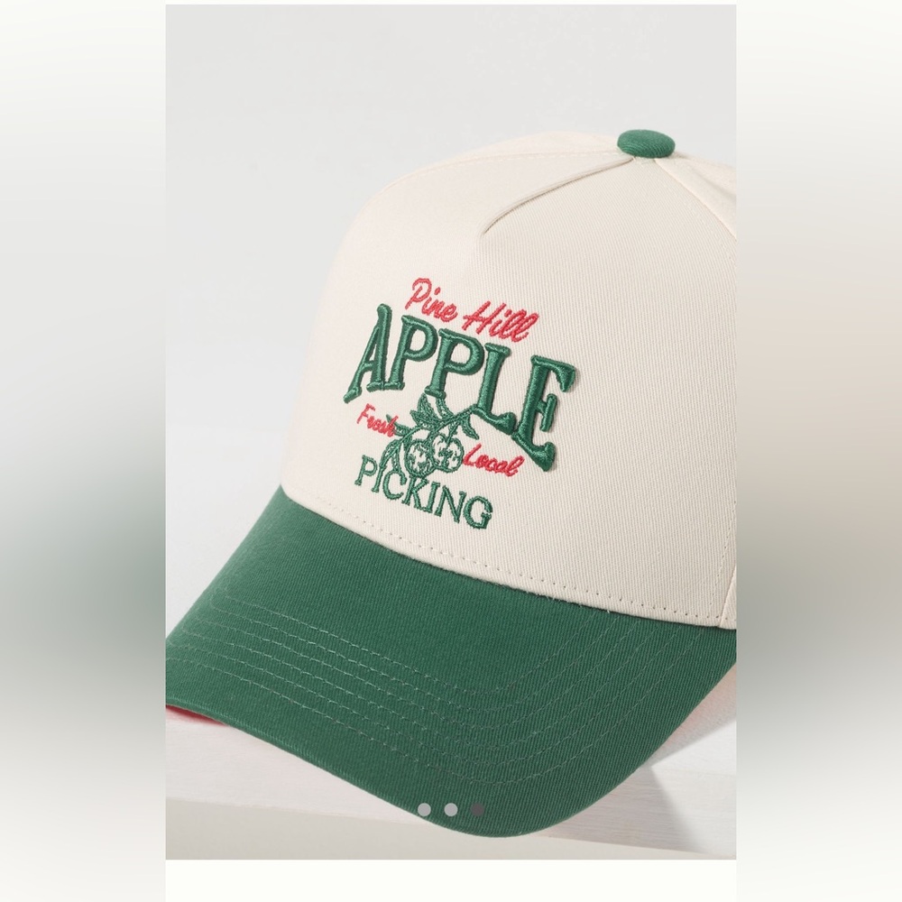 Anthropologie Cream and Green Apple Picking Hat